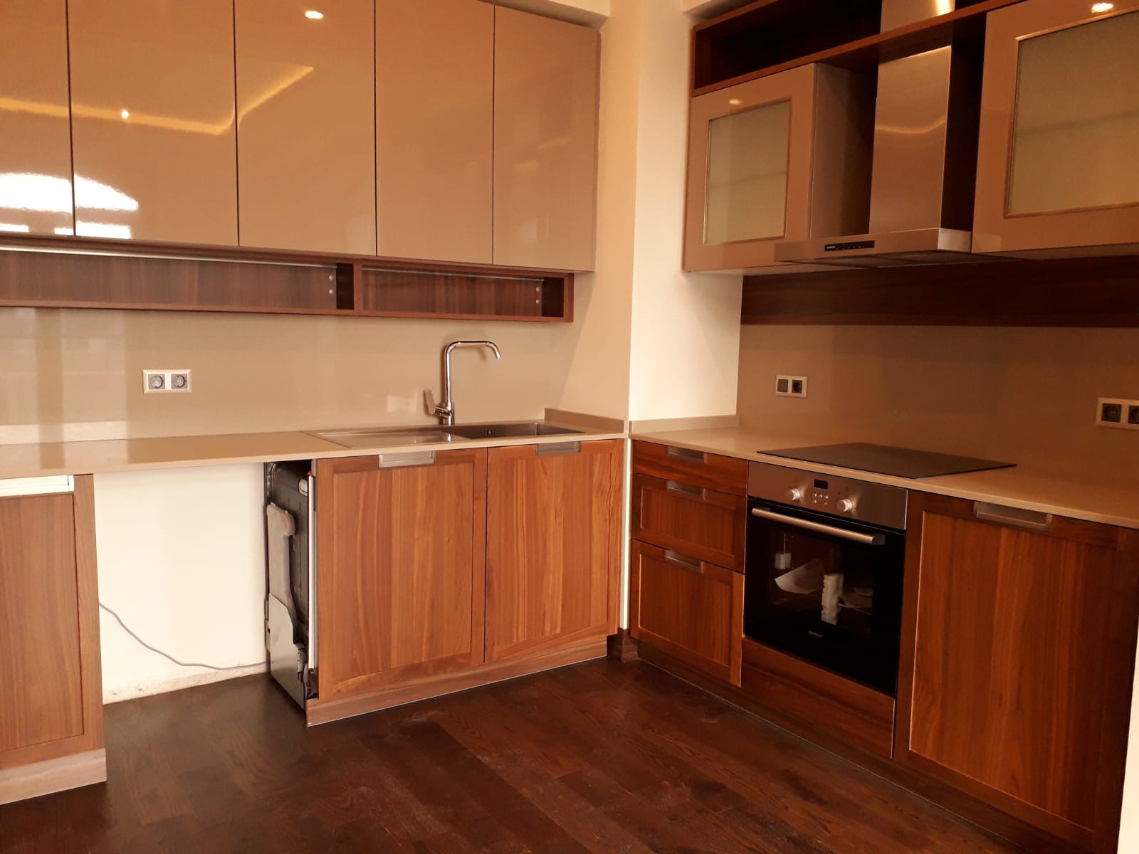 BRAND NEW APARTMENT IN ISTANBUL FOR SALE CLOSE TO TAKSIM